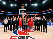 世界纪录再次被刷新，佳绩连连